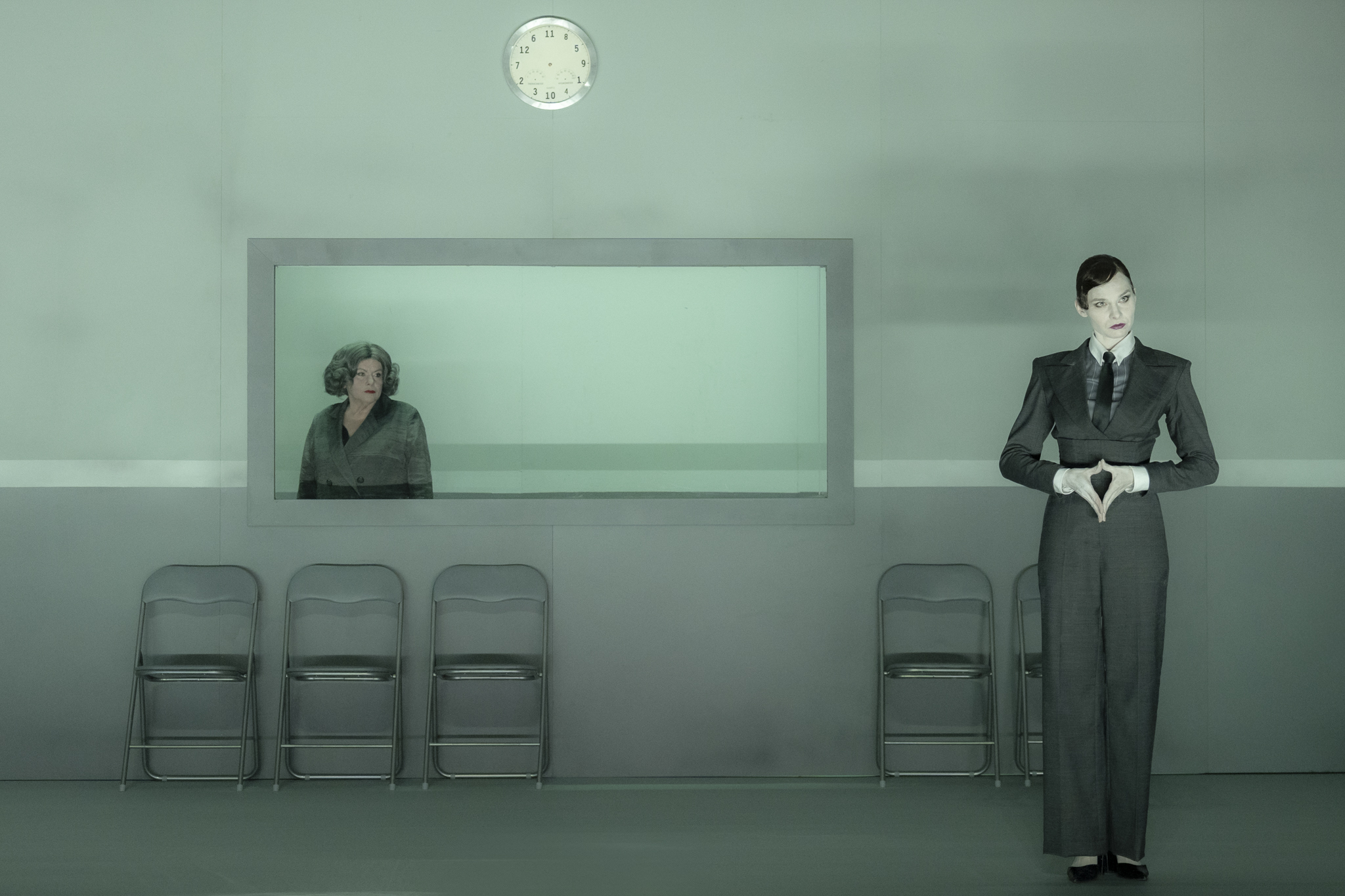 KTO JEST SZALONY - JA CZY ŚWIAT?  w Teatrze Nowym - specjalna zniżka dla UŁ